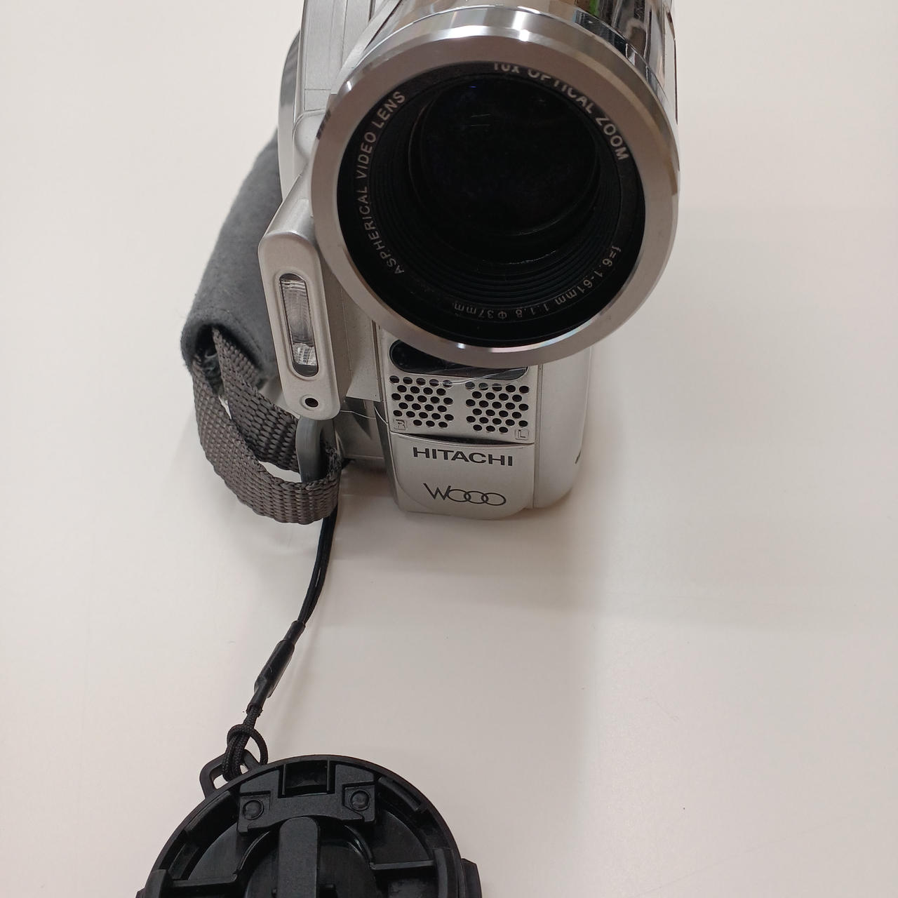 ビデオカメラ HITACHI DVDHDD HITACHI : Wooo World ビデオカメラ : 製品情報 : DZ-HS803