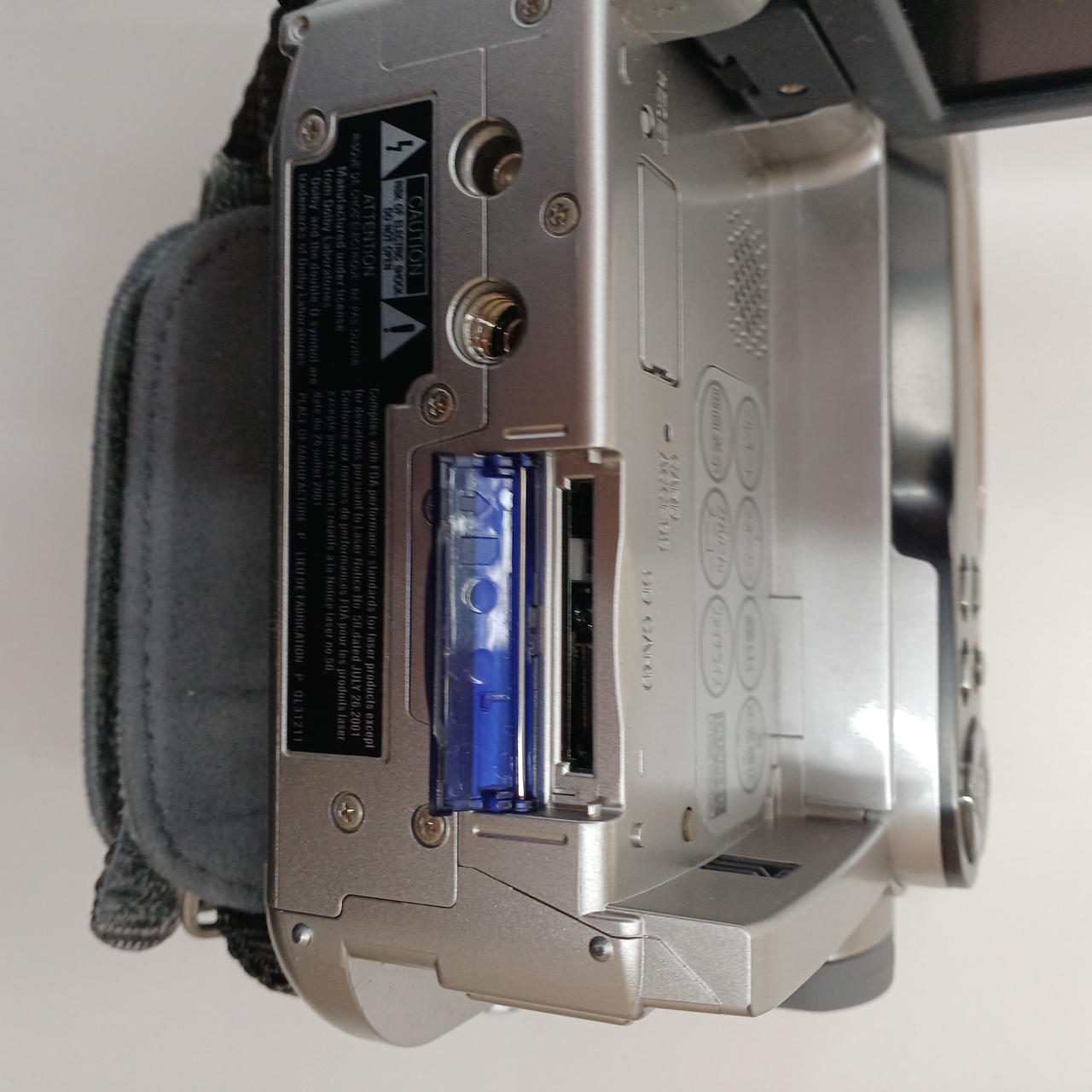 ビデオカメラ◼️HITACHI・DZ-HS503◼️全８点セット◼️中古美品 ヒタチセイサクショ(HITACHI)|DVD ビデオカメラ|HARDOFFオフ