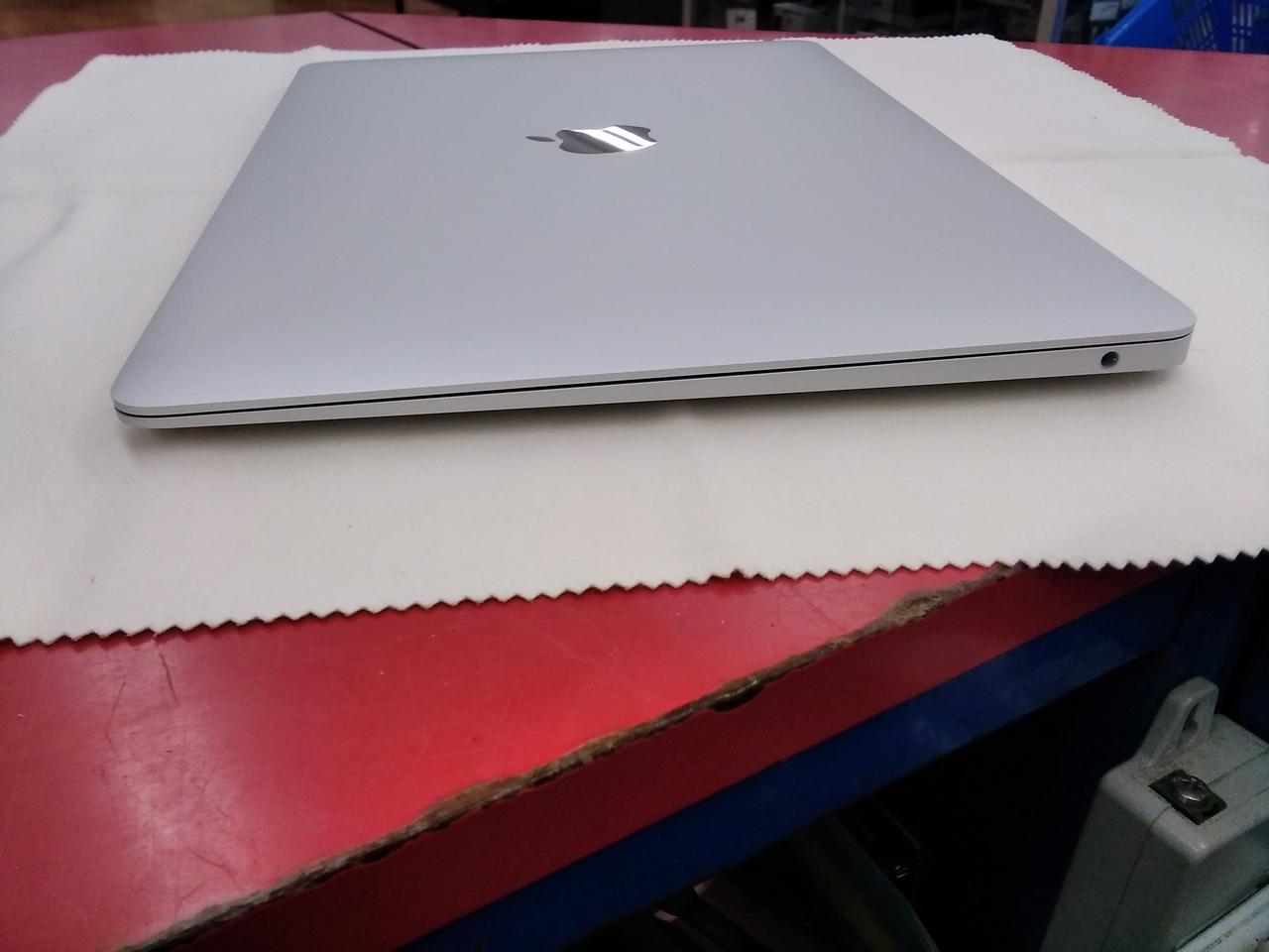 MacBook air m1 本体のみ MacBook本体 Macbook Air M1 2020 16GB 1T Amazon.com: Apple