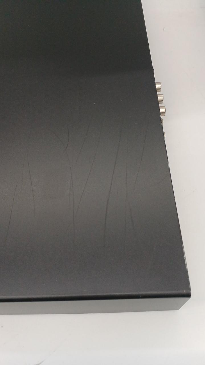 キズ多数あります。