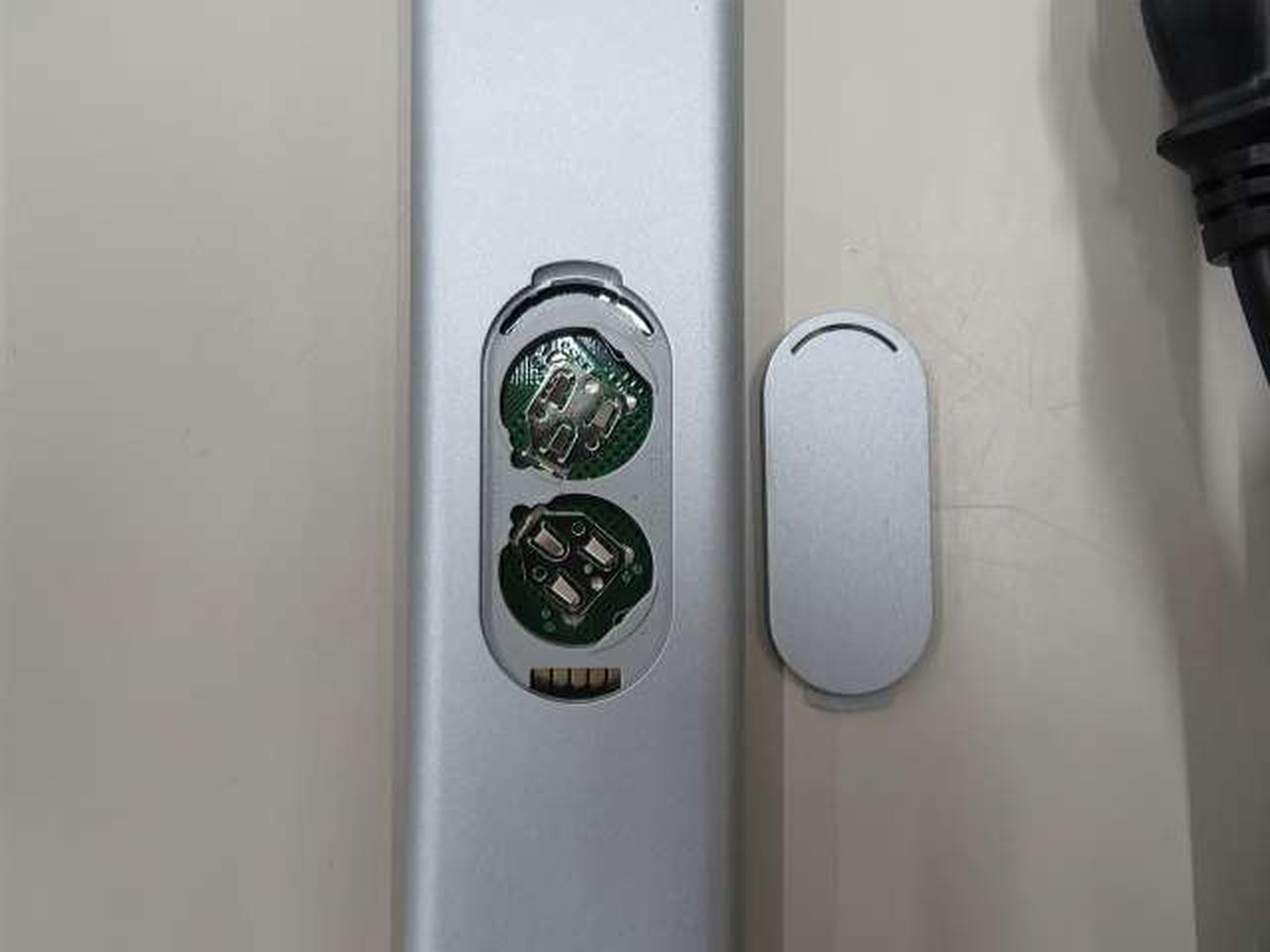 ボタン電池CR2032×2使用