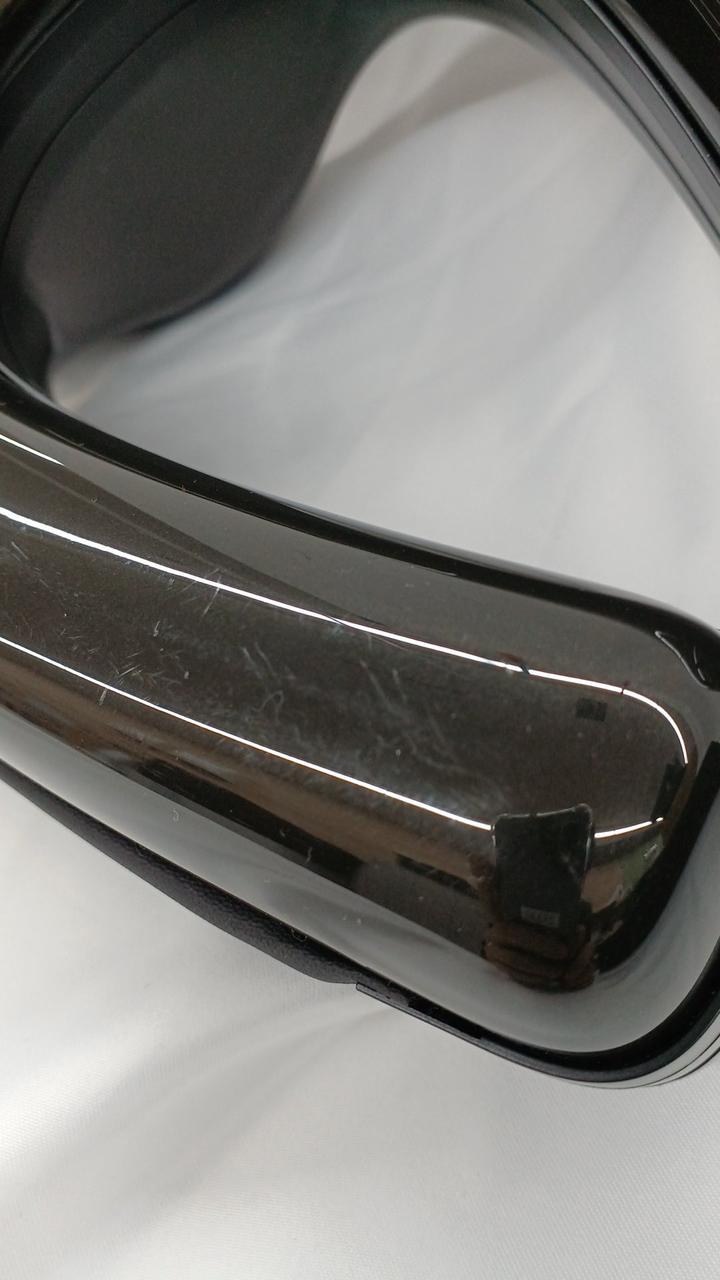 ケースに細かなキズ