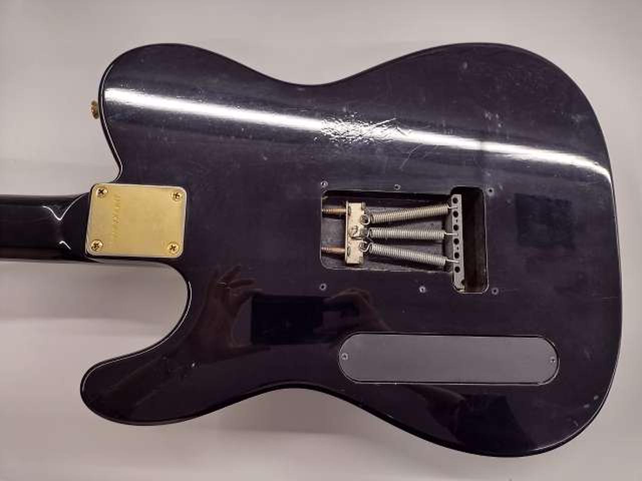 未使用に近い フェルナンデス エレキギター ストラトキャスタータイプ 弦交換済み FERNANDES(フェルナンデス) / エレキギター/ストラトタイプ/黒系