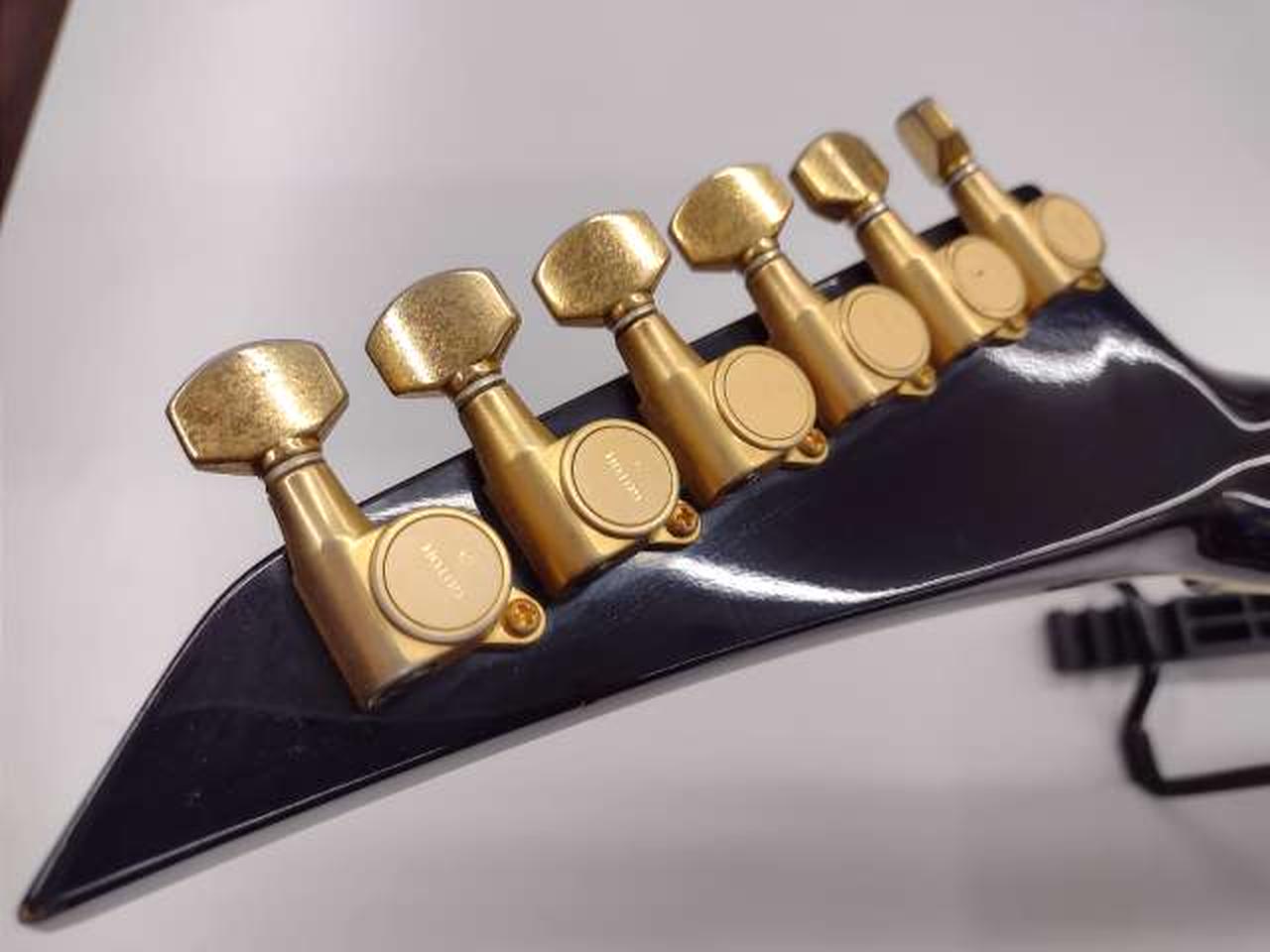 フェルナンデス(FERNANDES)|ストラトキャスタータイプ|HARDOFF