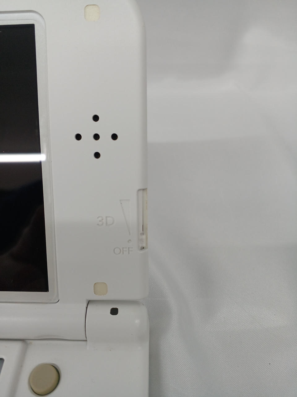 つまみ部分の破損あり。