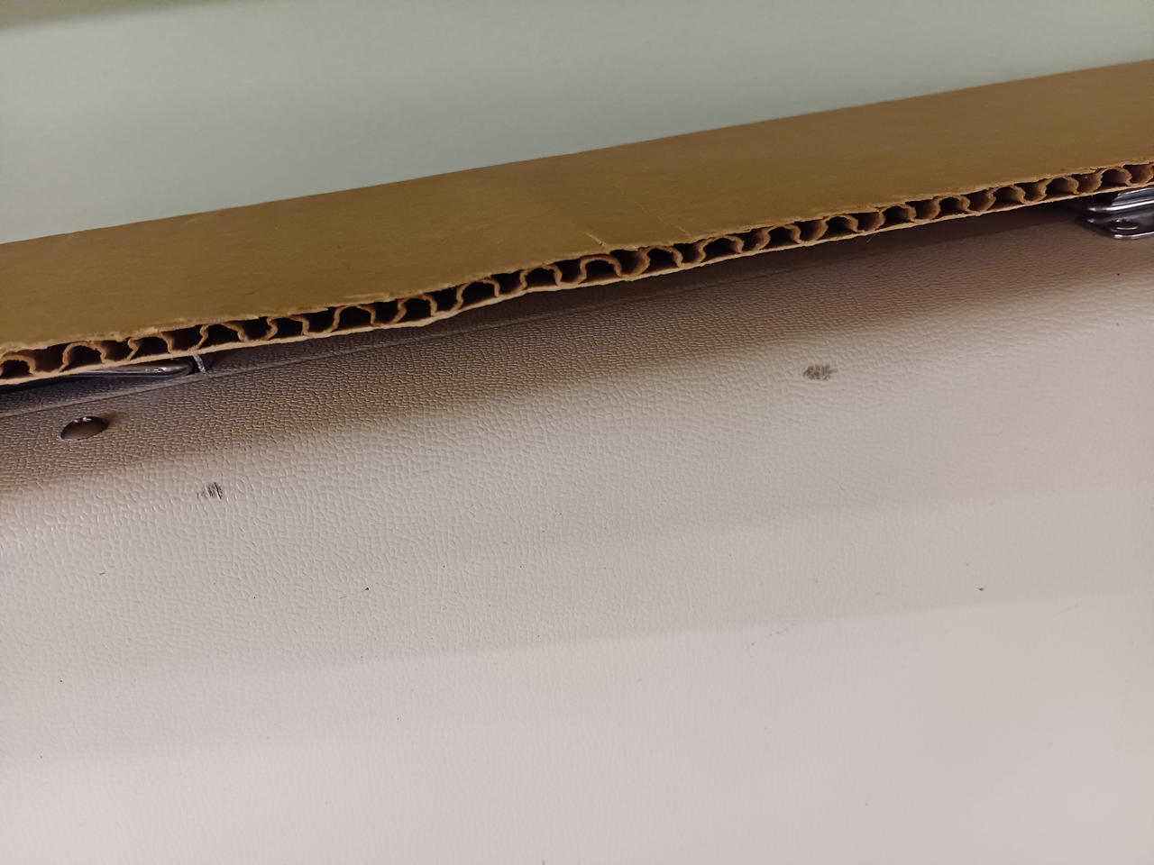 ケース沈着ヨゴレあり