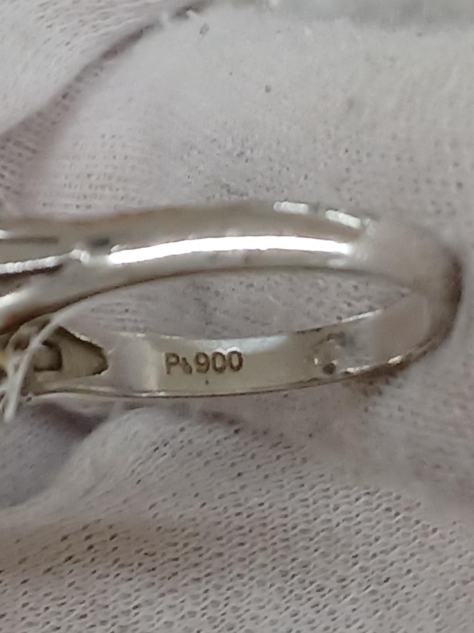 PT900 刻印あり。