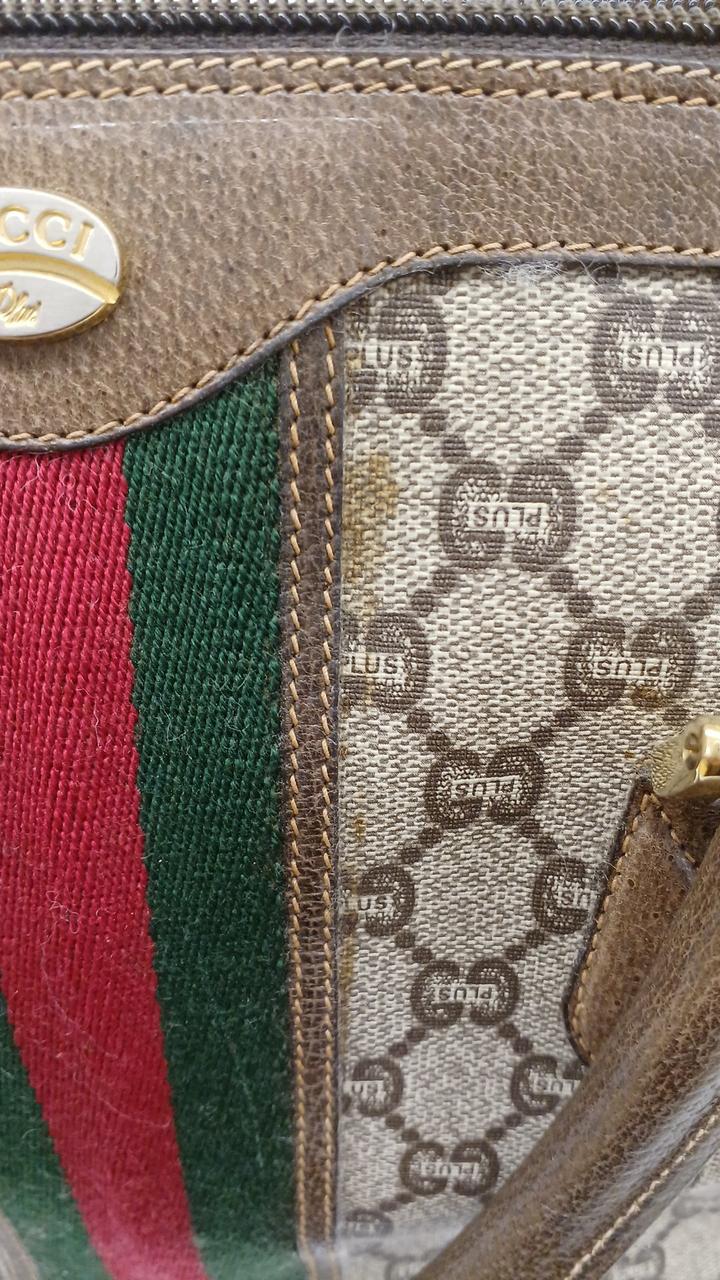 シミがあります。