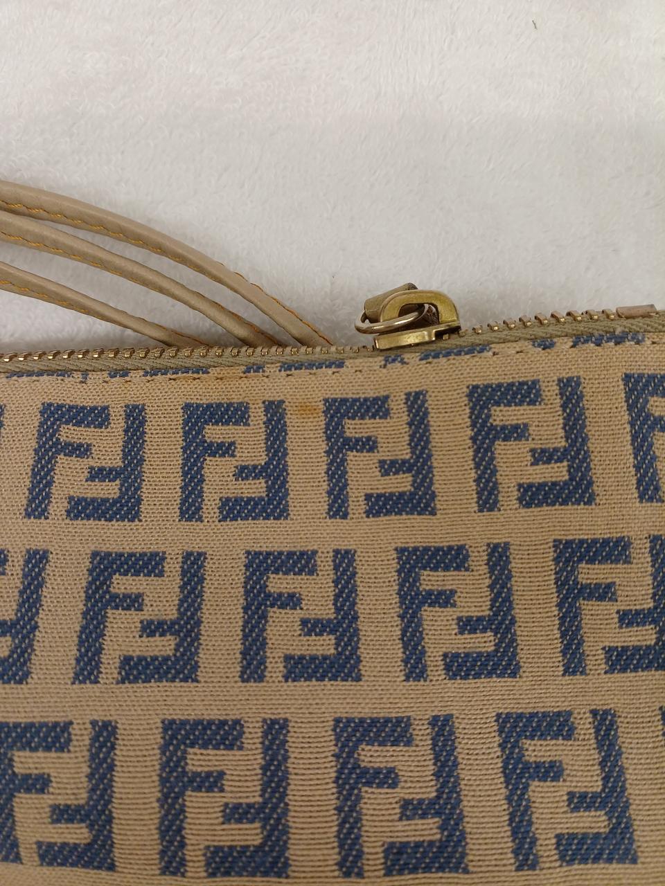 シミがあります。