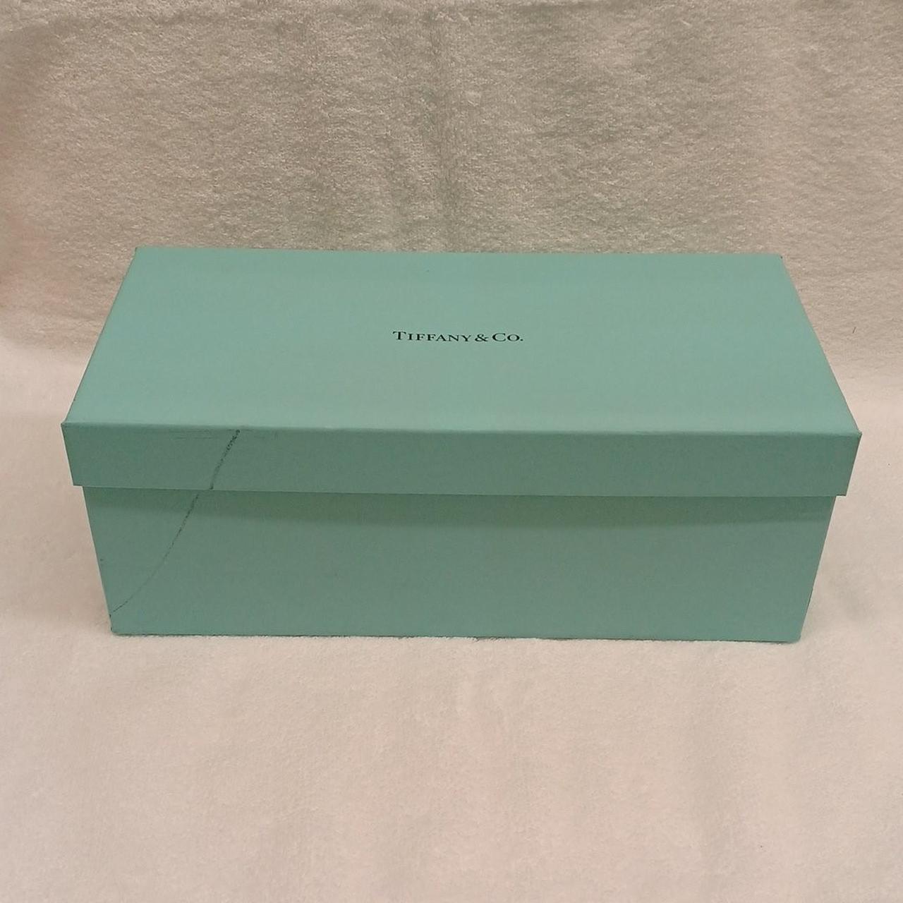 化粧箱に汚れあります