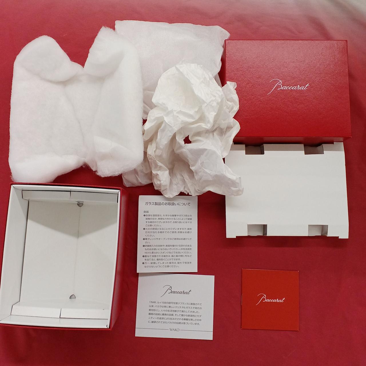 付属品　箱　緩衝材　ブランド案内