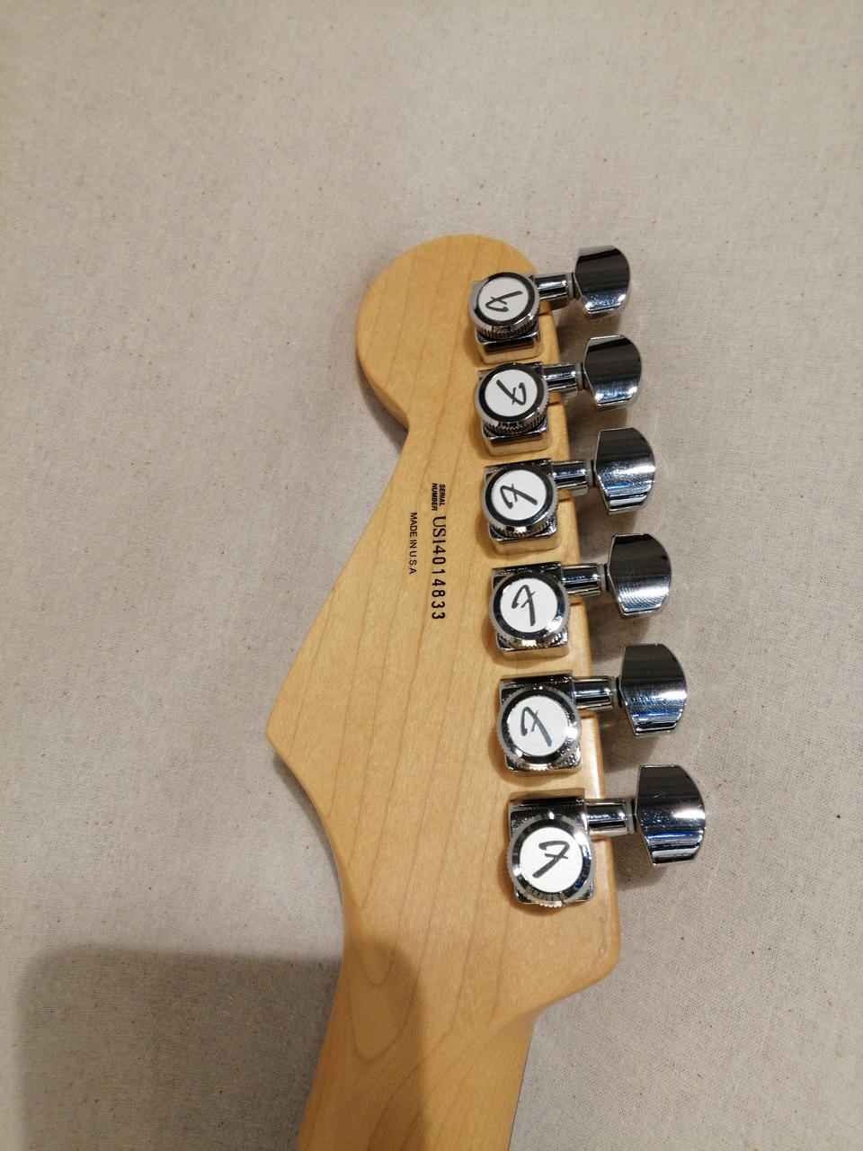 Fender American Deluxe StratocasterN3 美品 Fender USA American Deluxe Stratocaster N3 Cherry Burst【鹿児島店