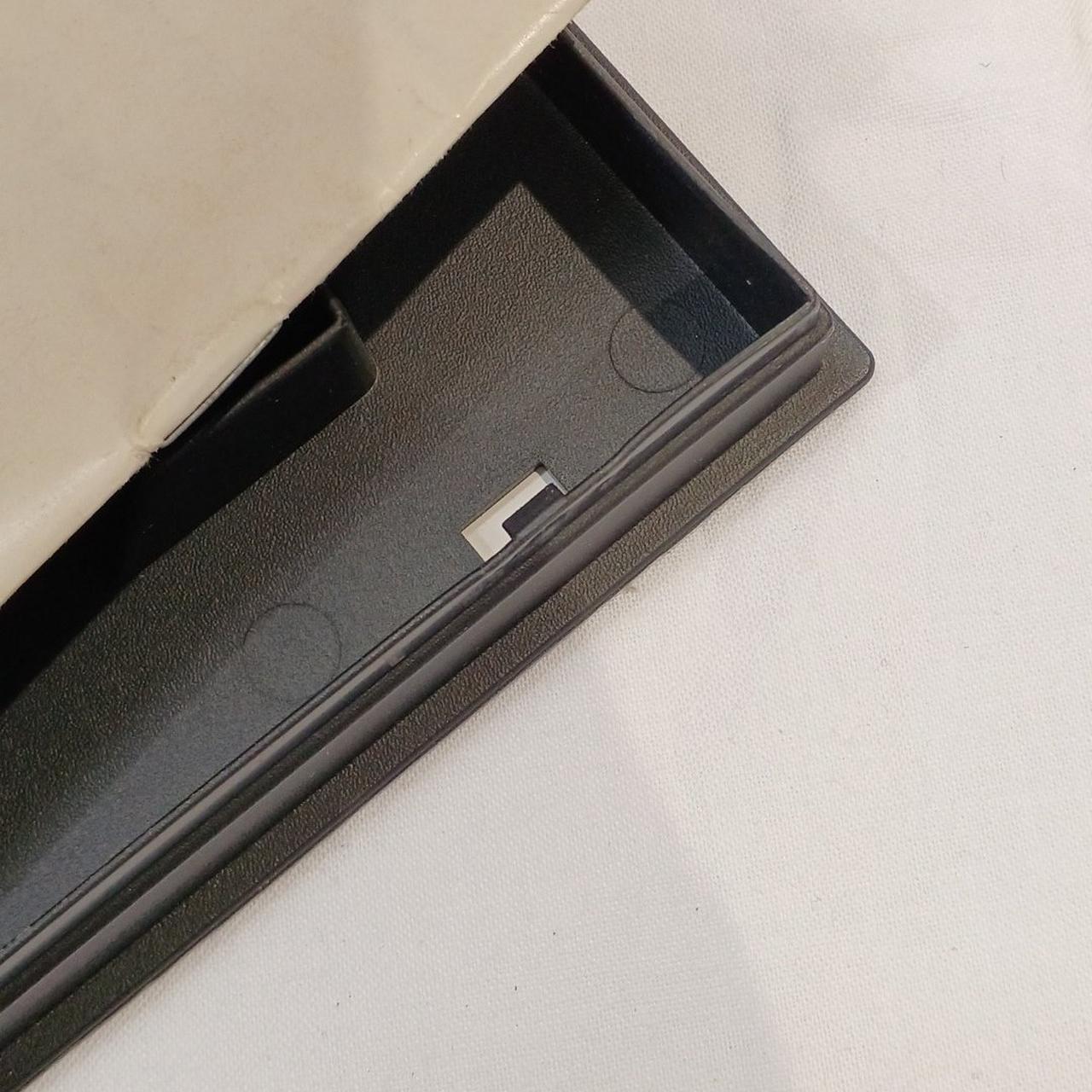 ケース歪みあります