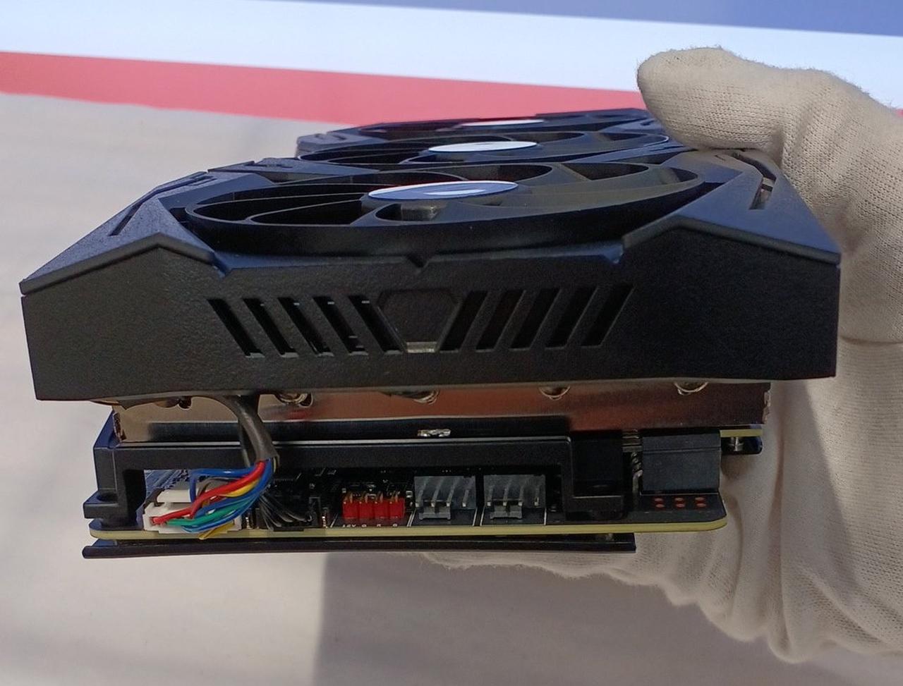 ASUS グラフィックボード PCI Express Amazon | エイスース PCI-Express 3.0対応 グラフィックスボードASUS