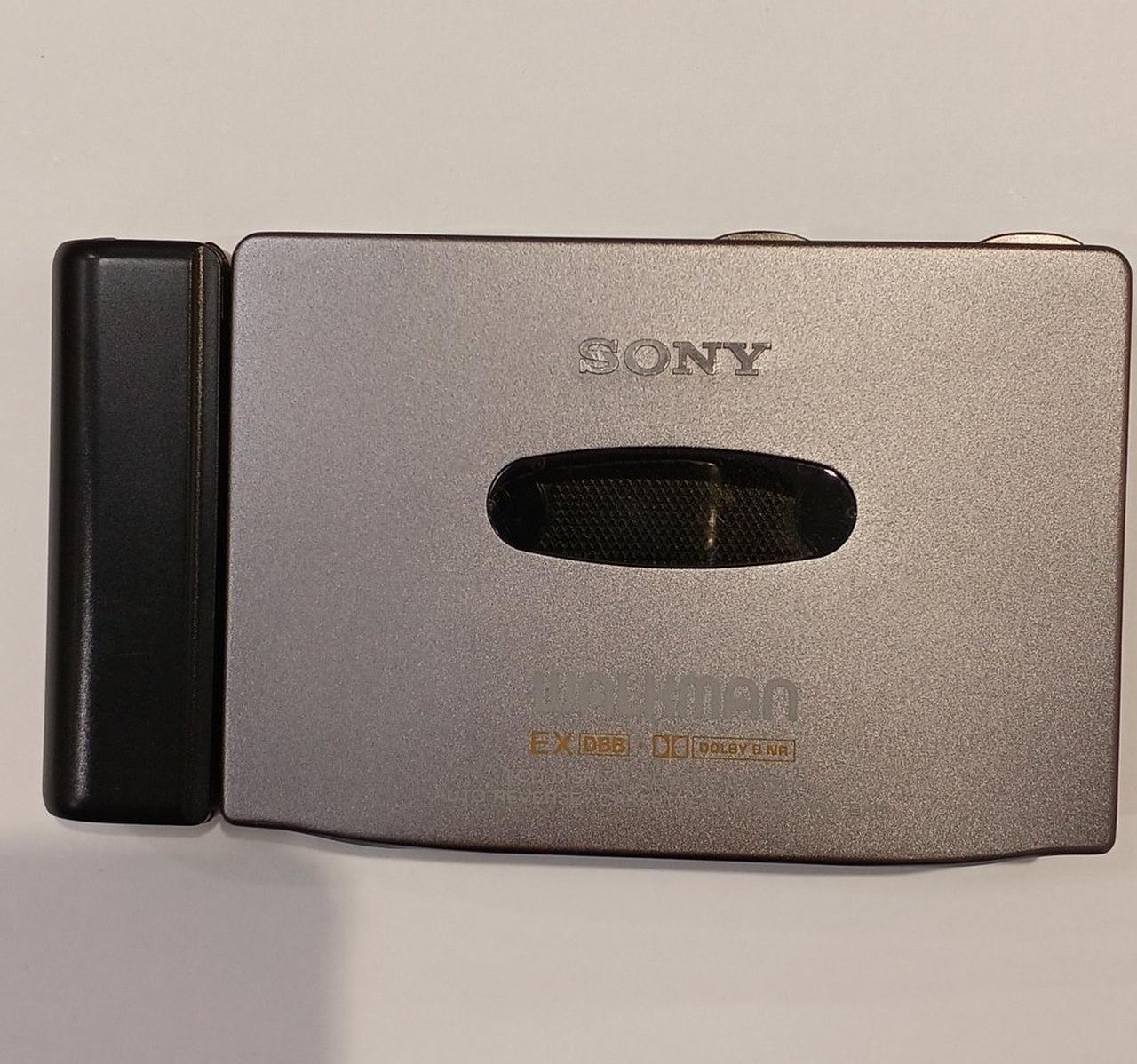 【ジャンク品】SONY カセットウォークマン SONY|カセットウォークマン|【ハードオフ公式通販】オフモール