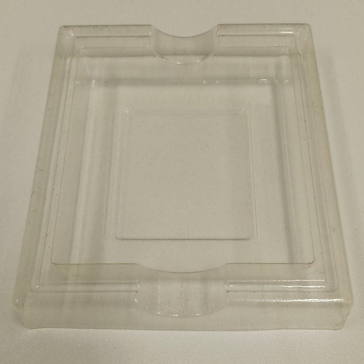 内箱全体的に黄ばみあります