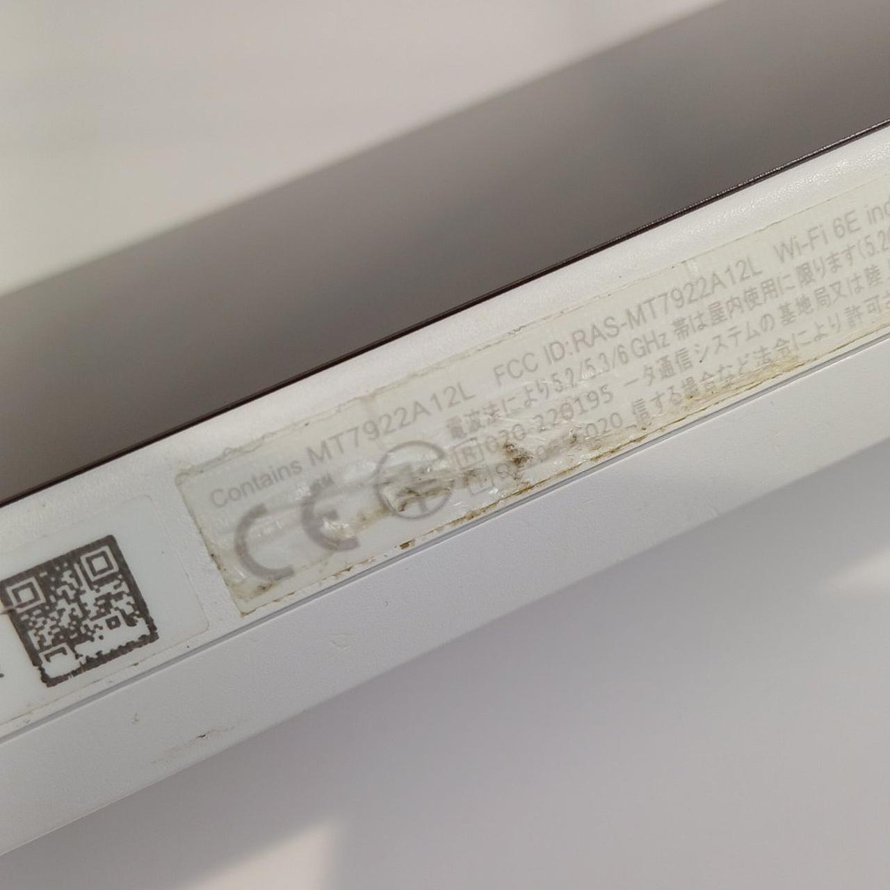 本体にキズ汚れあります