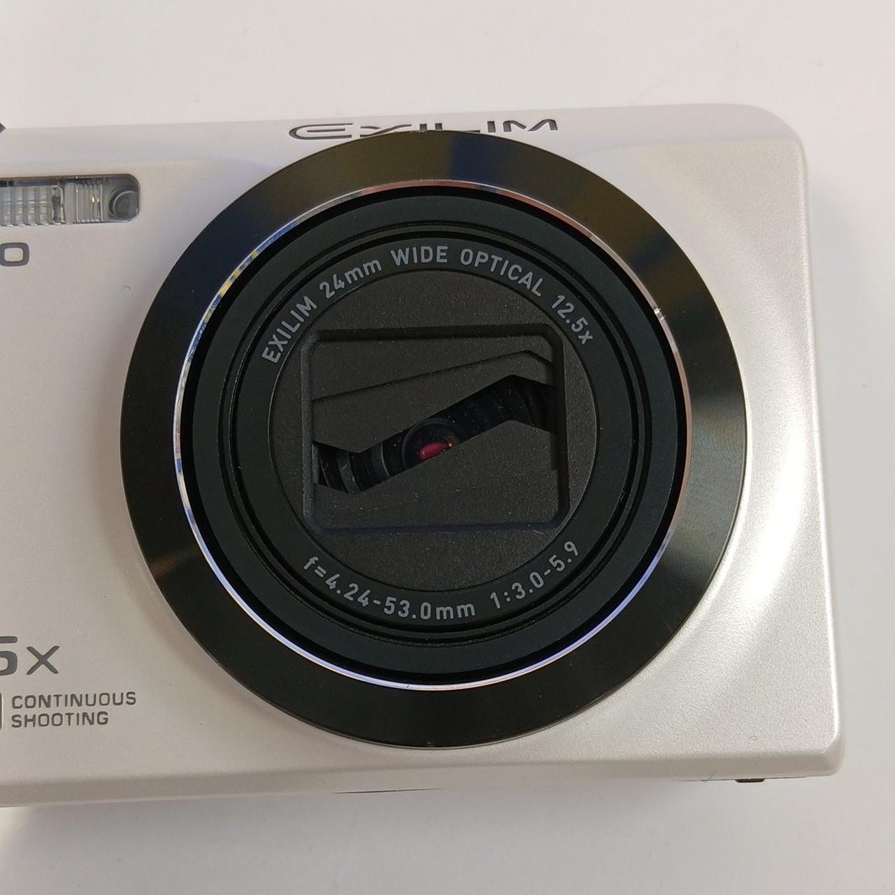 レンズカバー閉まりません