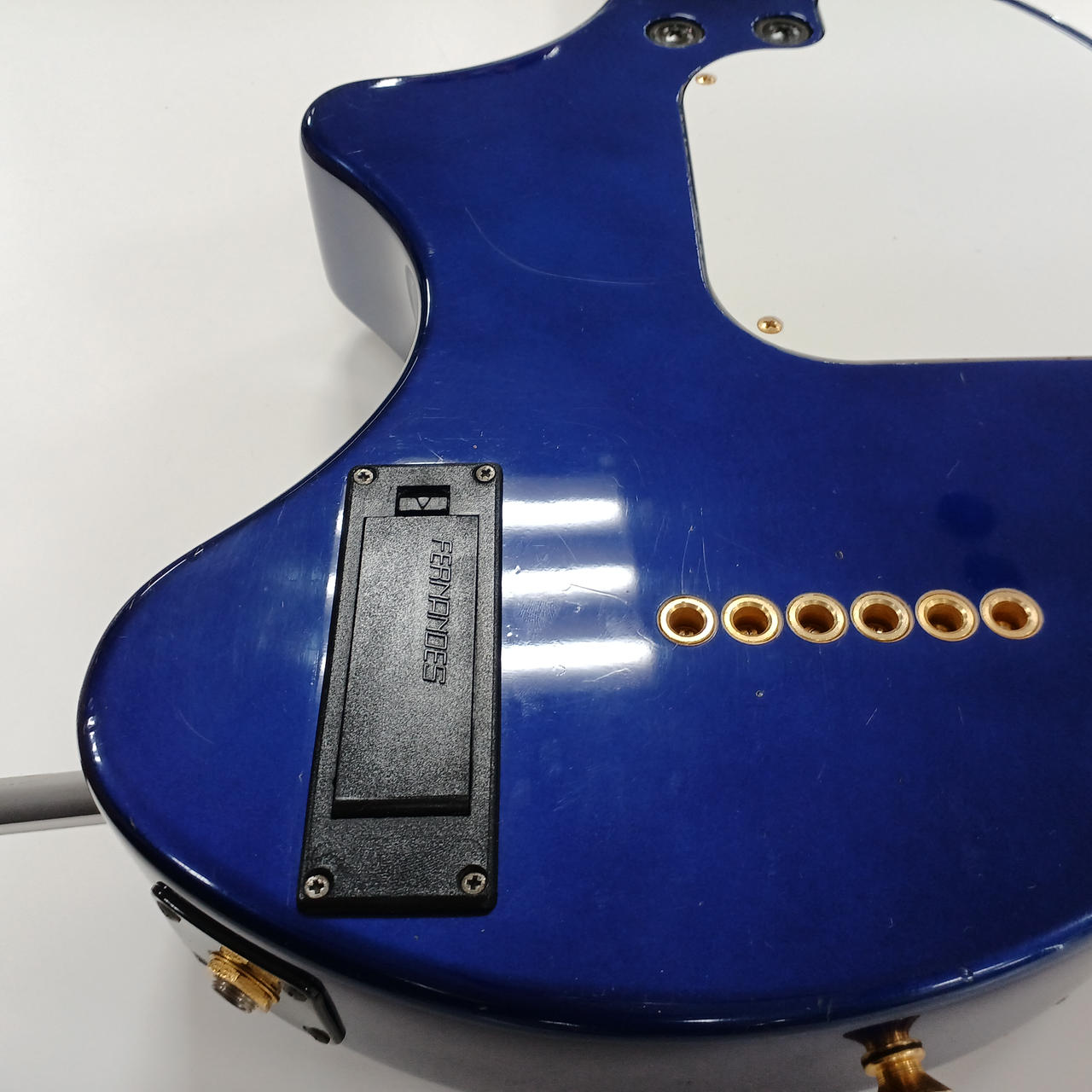 美品 FERNANDES ZO-3 ライトブルー 青 USBアダプター付き FERNANDES|FERNANDES ZO-3|【ハードオフ公式通販】オフモール
