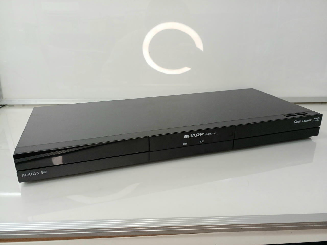 SHARP ブルーレイプレーヤー 2019年製 Amazon.co.jp: Sharp AQUOS BD-W580 Blu-ray Recorder, 500 GB