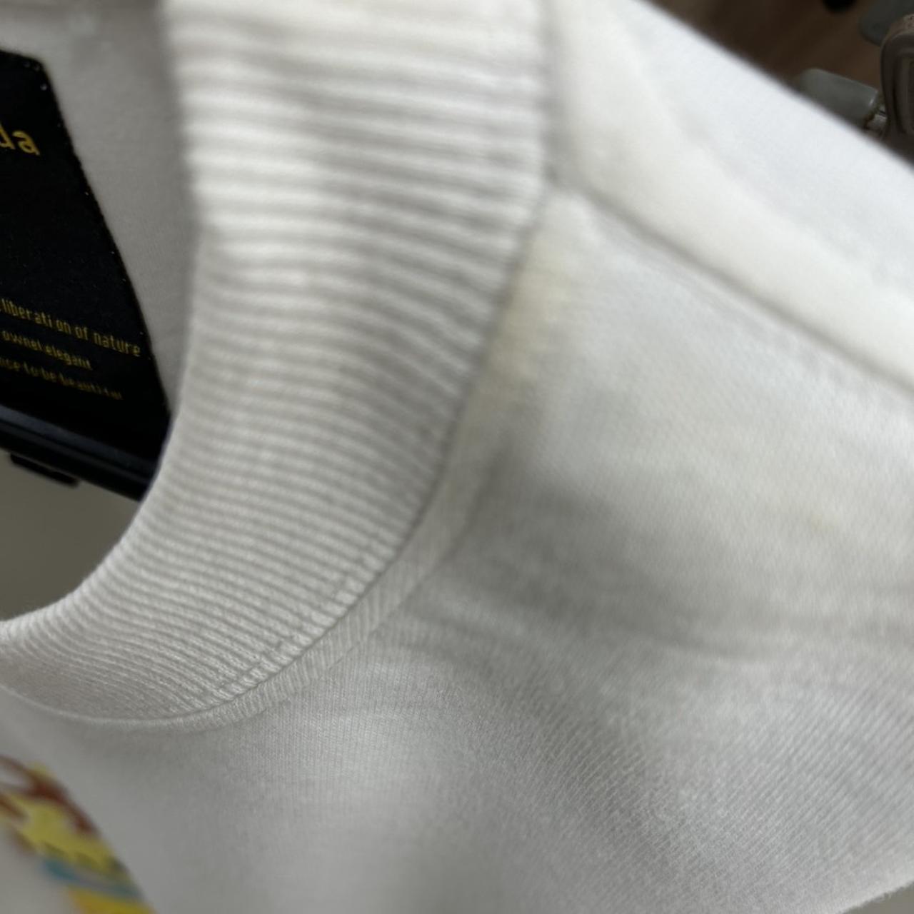 少々シミがございます。