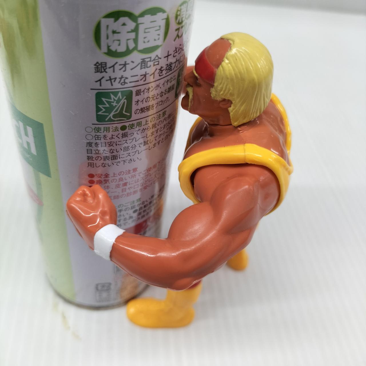 両腕が可動します