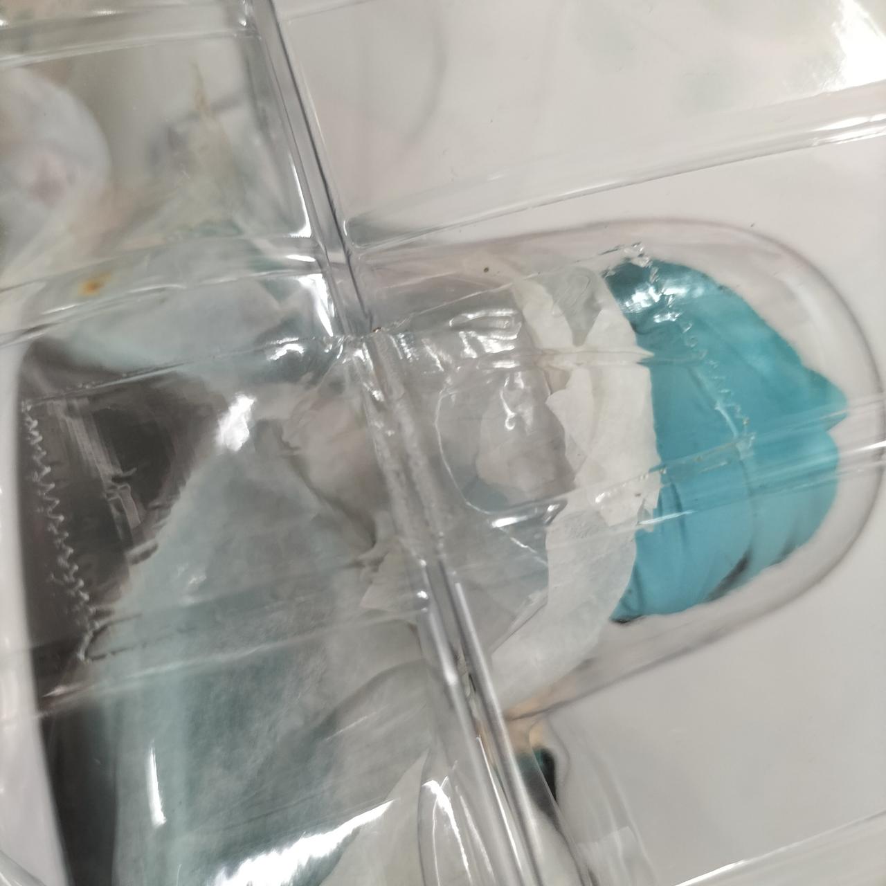 テープで止まってます