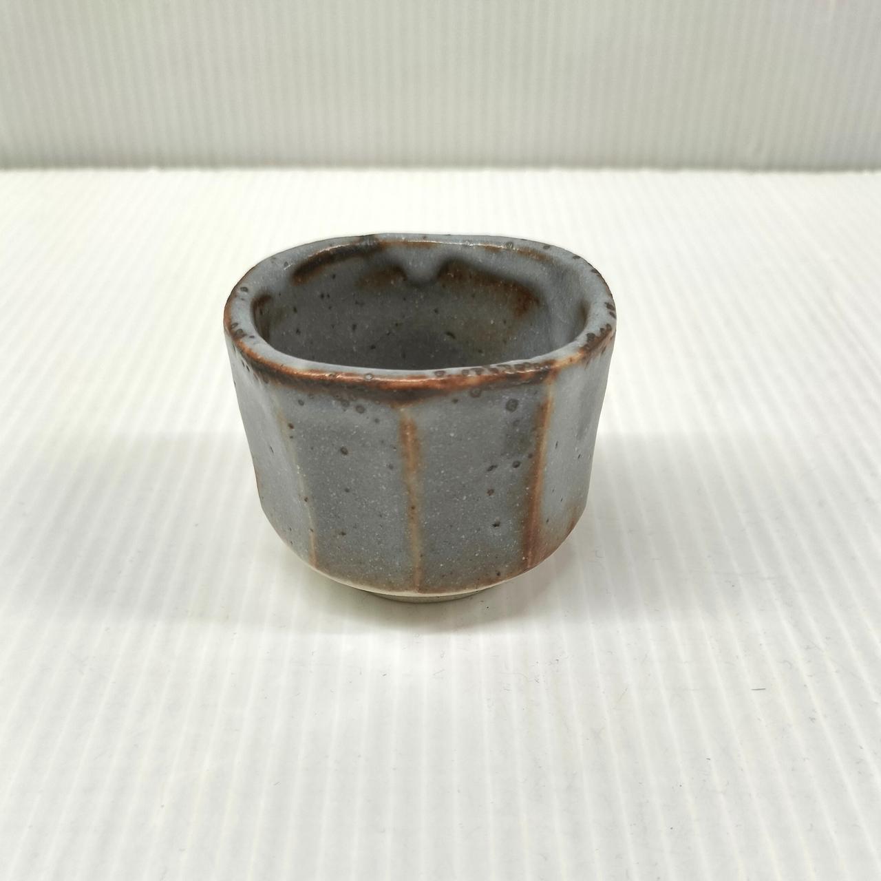 志野　六洞窯　亀井勝