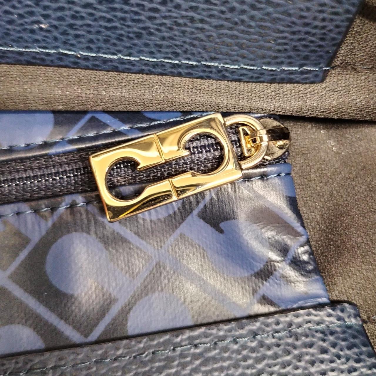 ファスナー金具