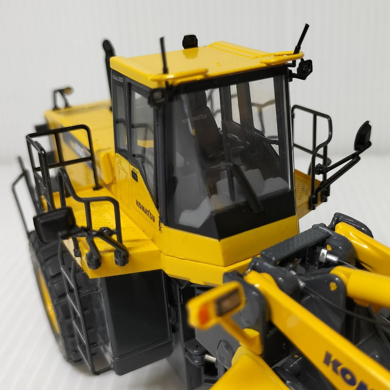 KOMATSU WA250 ホイールローダー　模型 中型ホイールローダー | つみこむ | けんせつきかいだいずかん