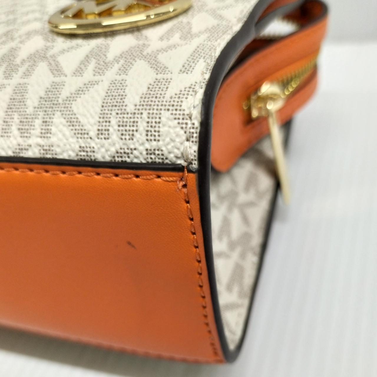 わずかに汚れあり