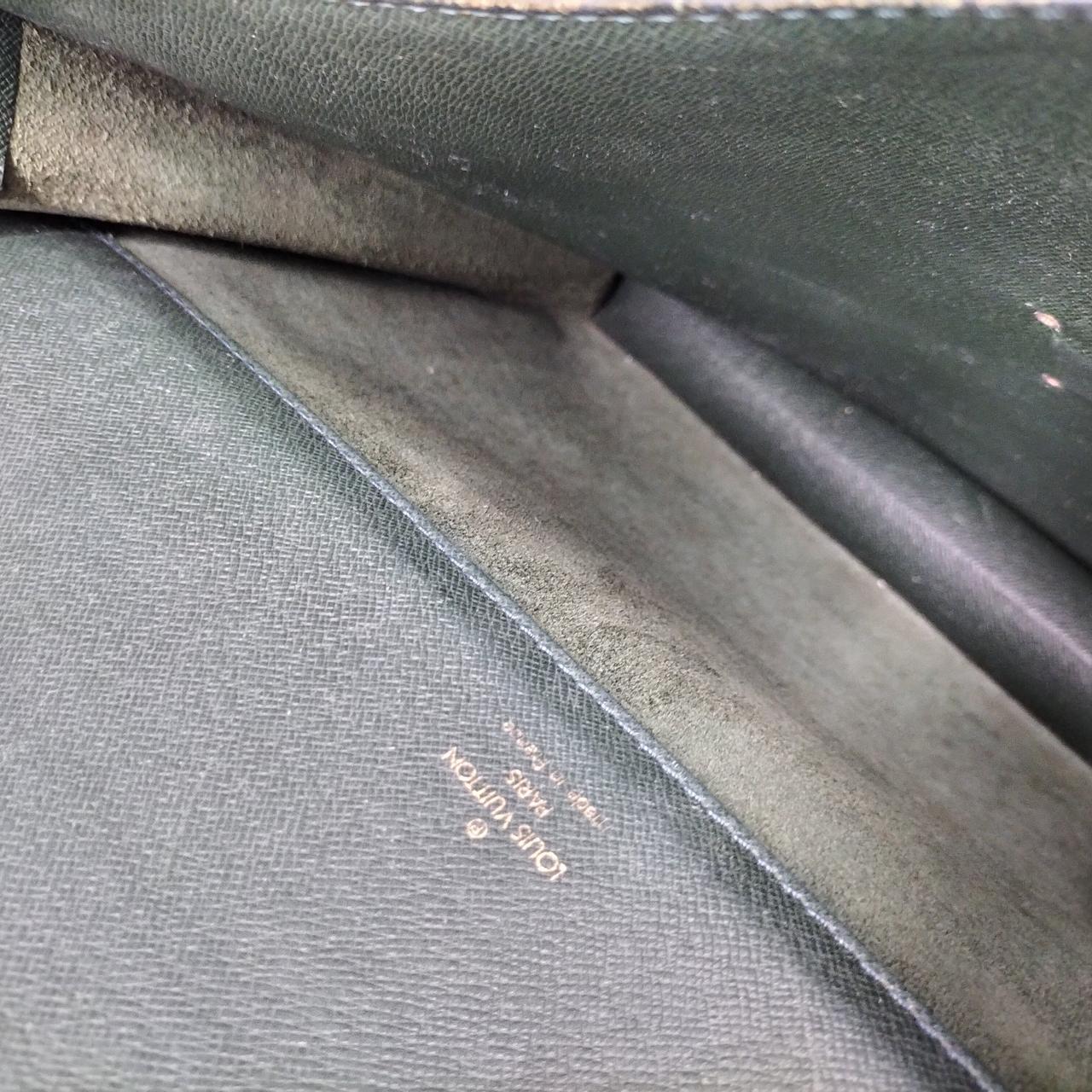 シミ、汚れ、傷み、ダメージあり