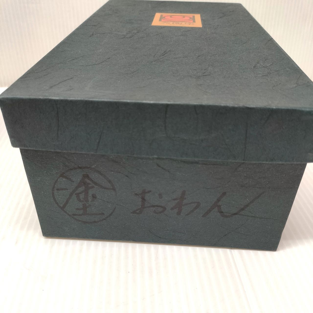 箱にマジック書きあり