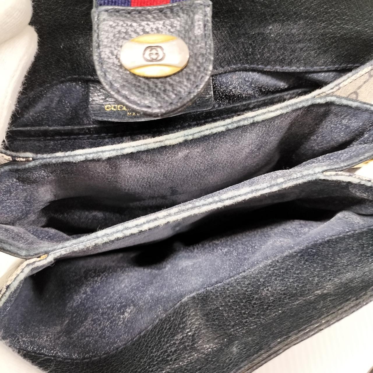 中は全体的にダメージあります