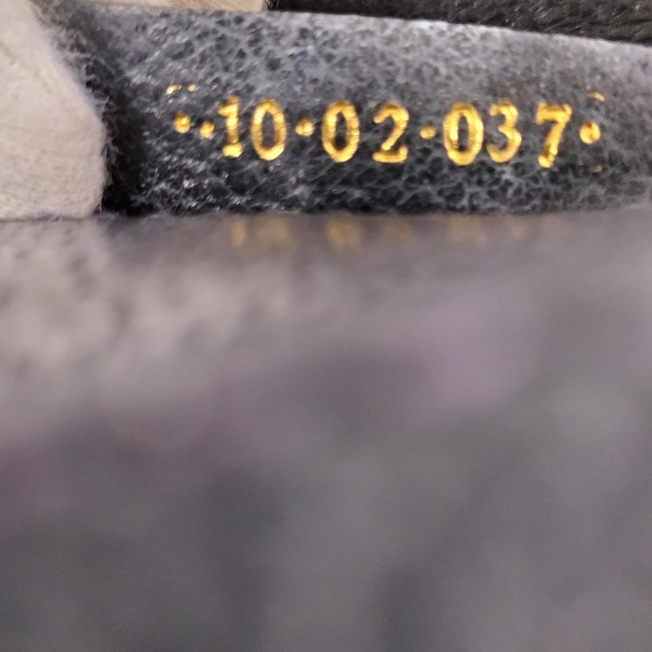 最初の番号が不鮮明です