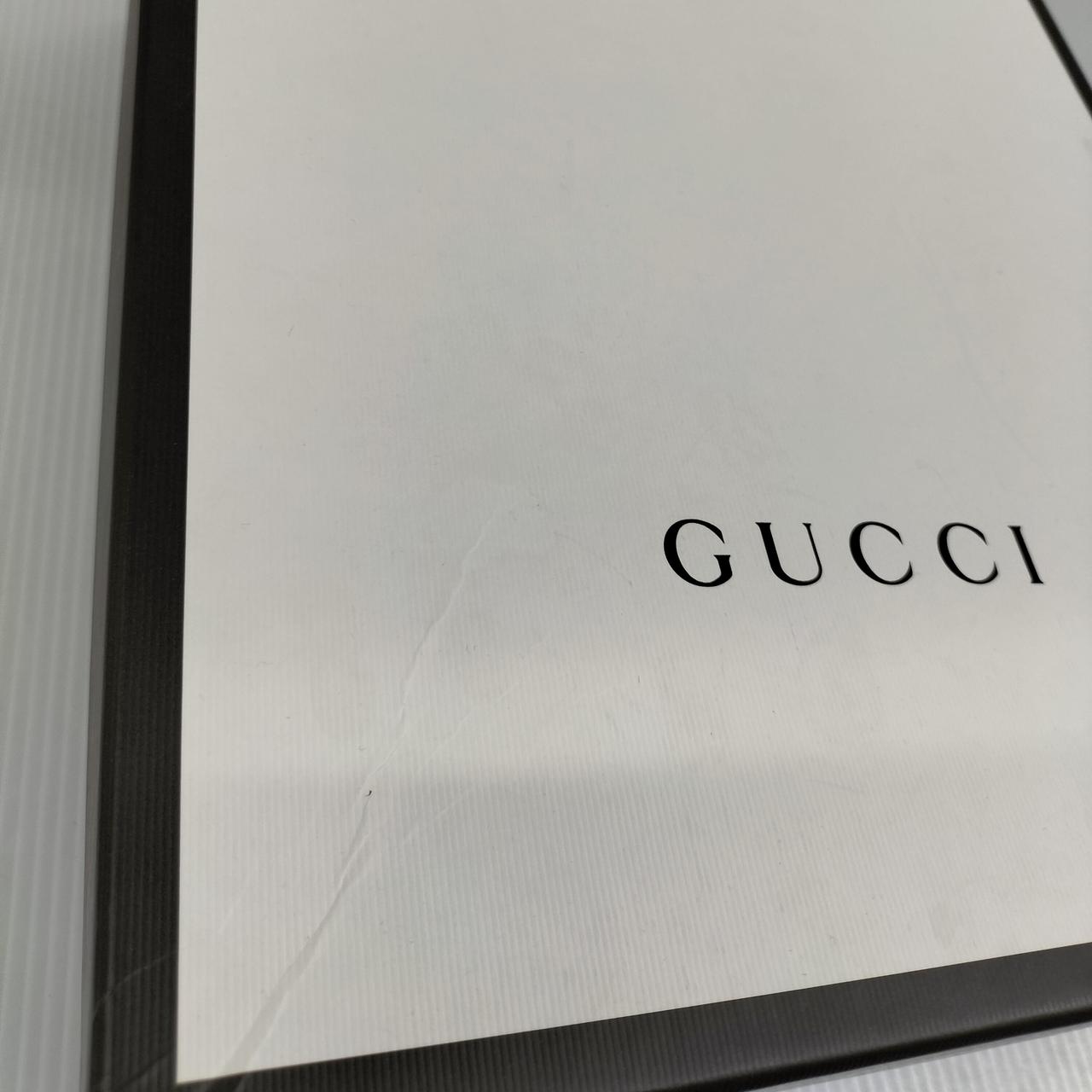 箱にイタミ、汚れあり