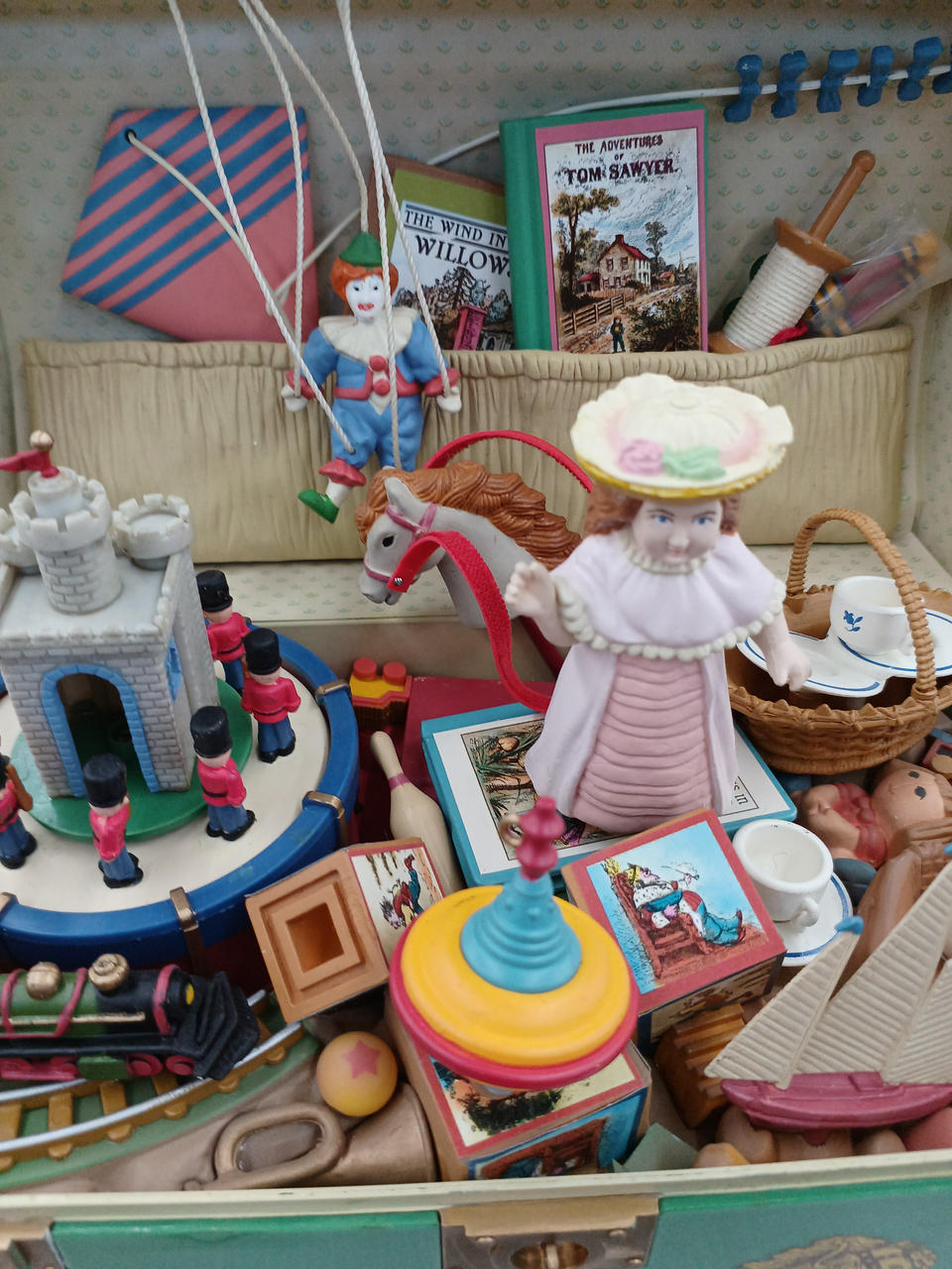 【気まぐれ値下げ】ENESCO エネスコ 電飾付最上級 オルゴール 喫茶店 完動 気まぐれ値下げ】ENESCO エネスコ 電飾付最上級 オルゴール