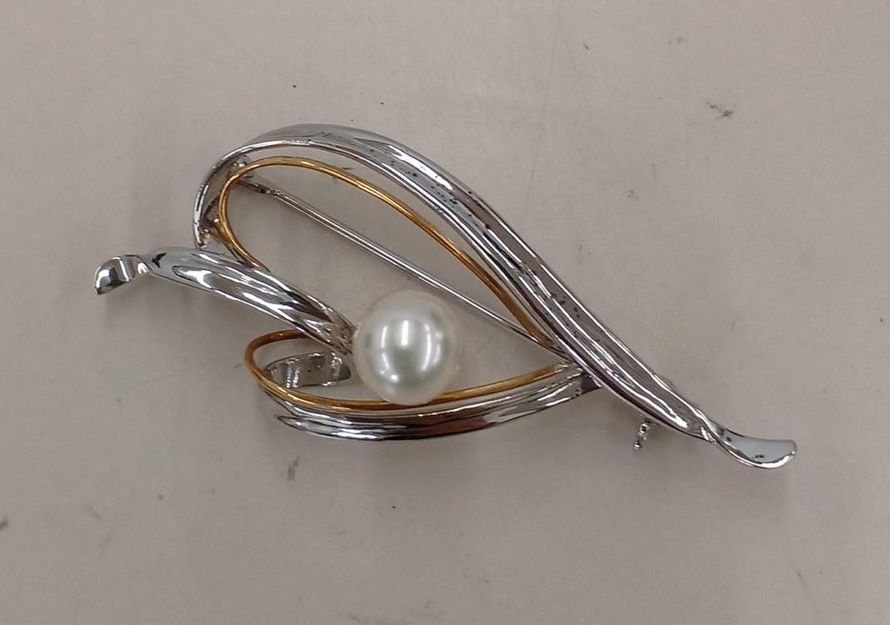 k18 silver 刻印あり ブローチ 詳細不明