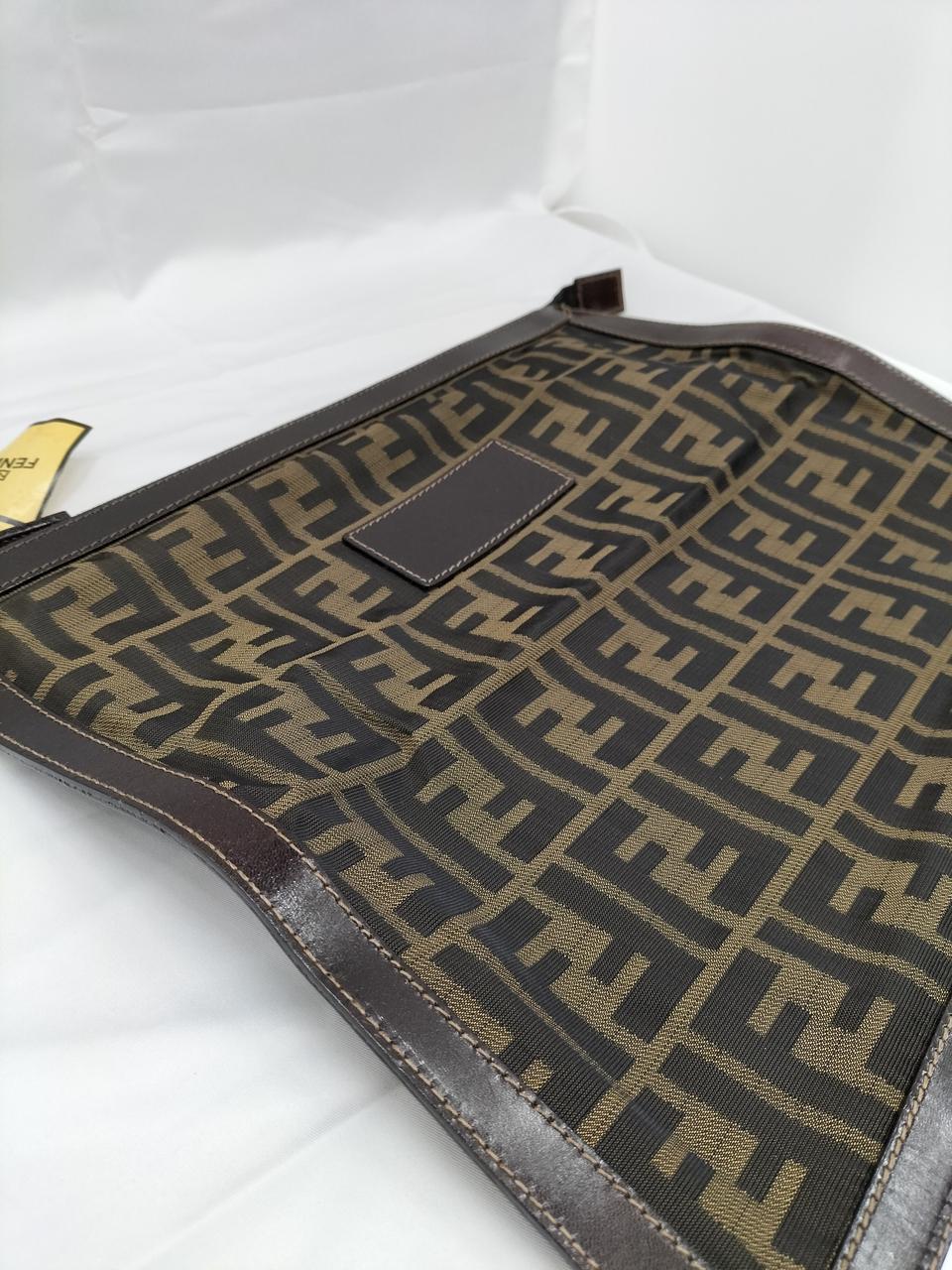 型崩れ起こしています。