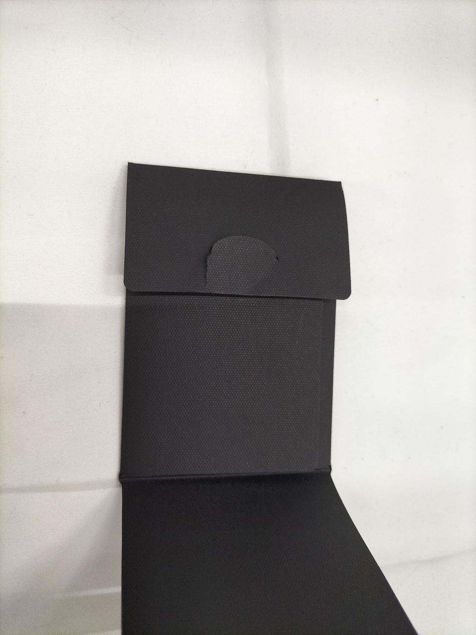 破れています。