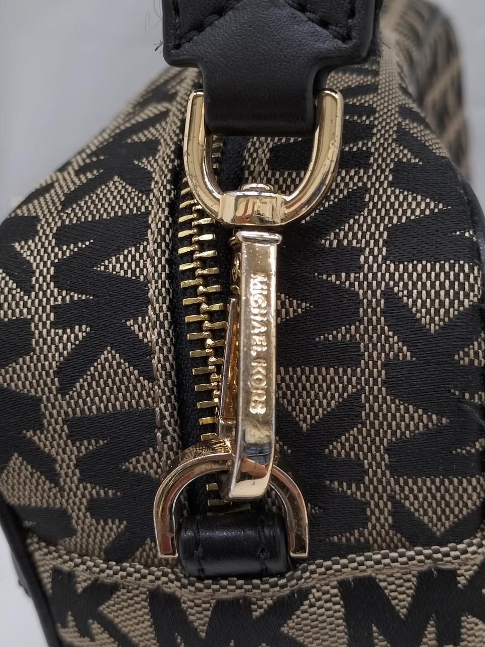 傷、塗装剥げあり