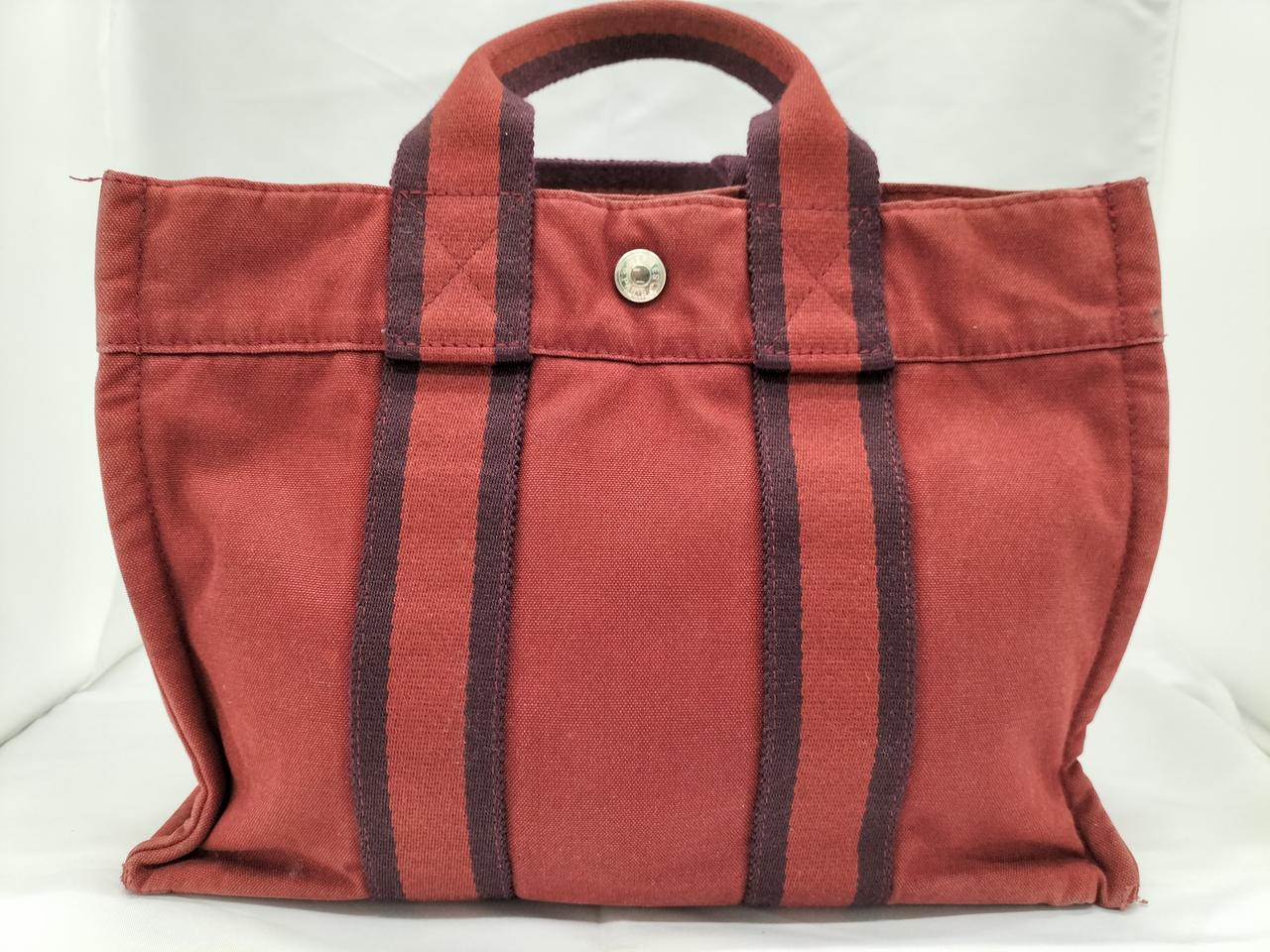 全体的に色褪せています。