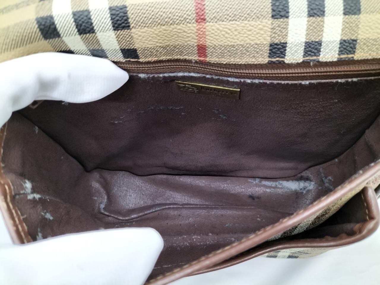 内部が劣化しています。