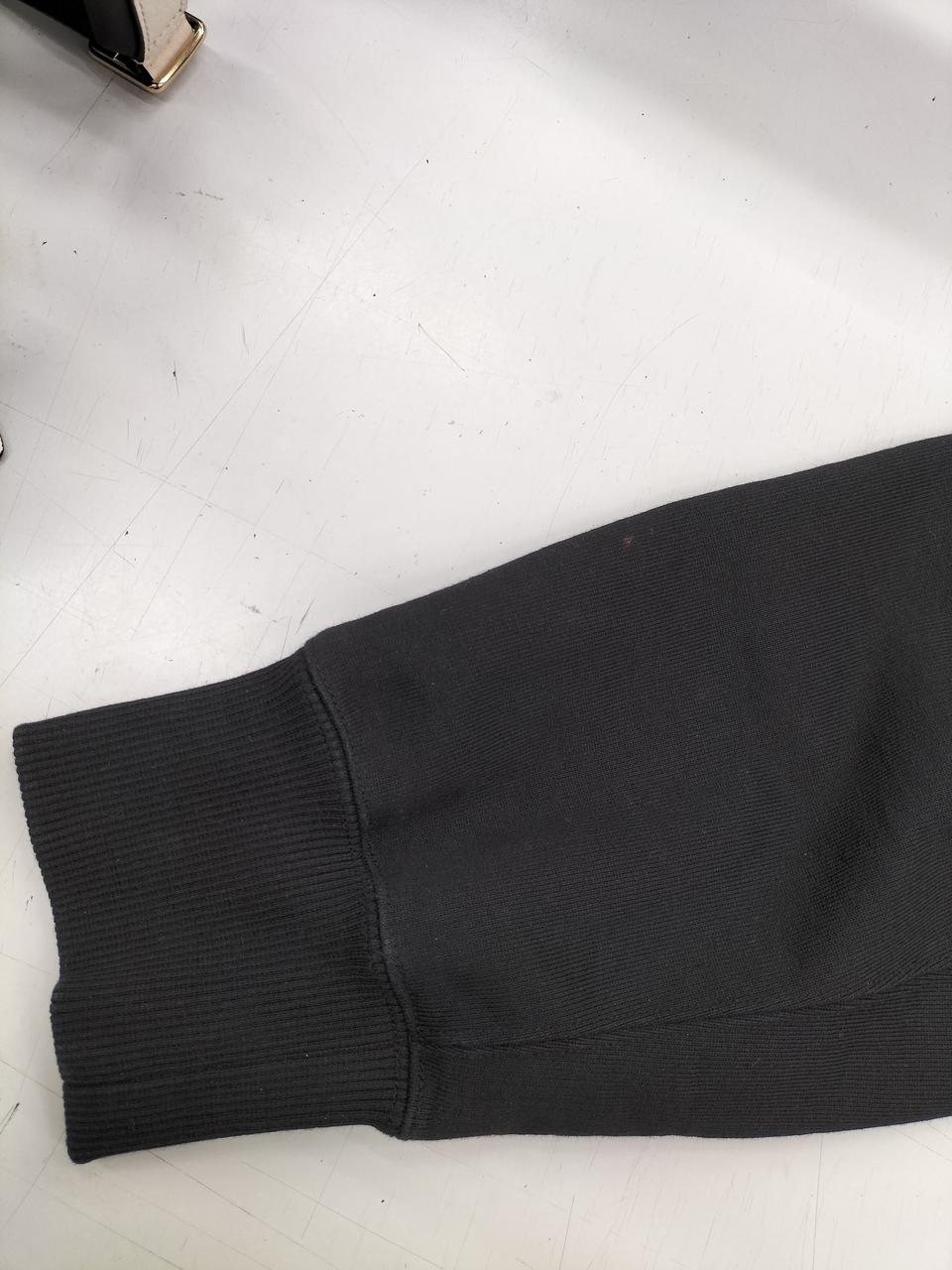 右袖に脱色跡あります