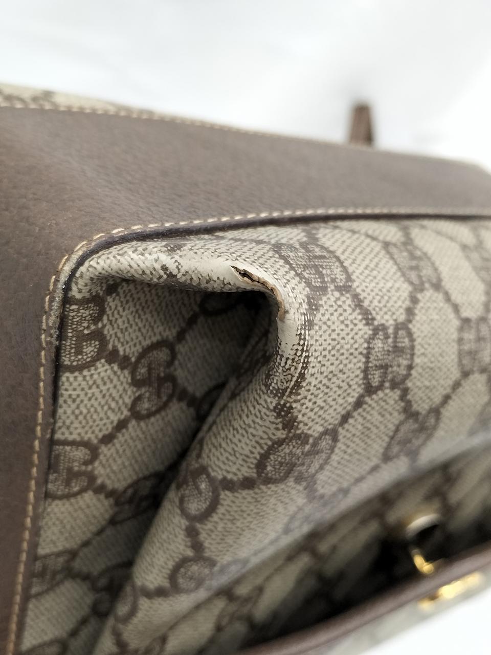 擦れによる破れあり