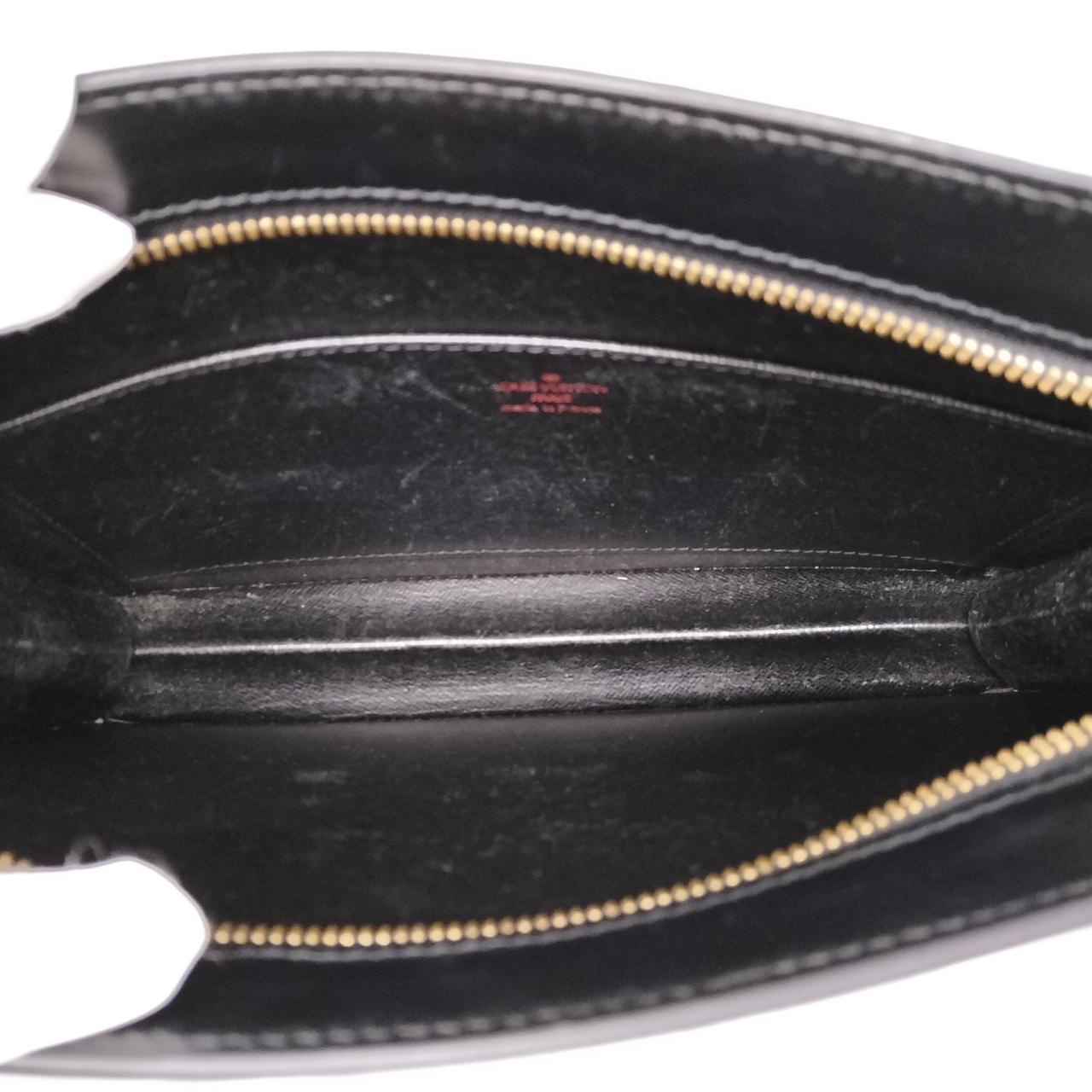 バッグ内部傷、汚れあり