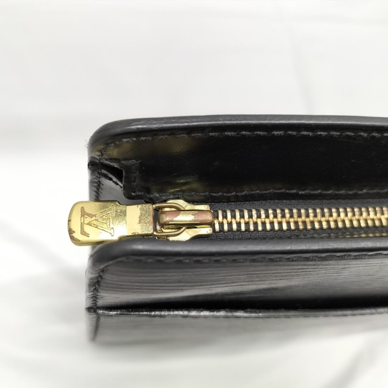 塗装が剥げています。