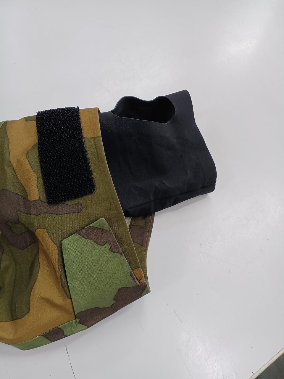 袖口、若干の使用感あり