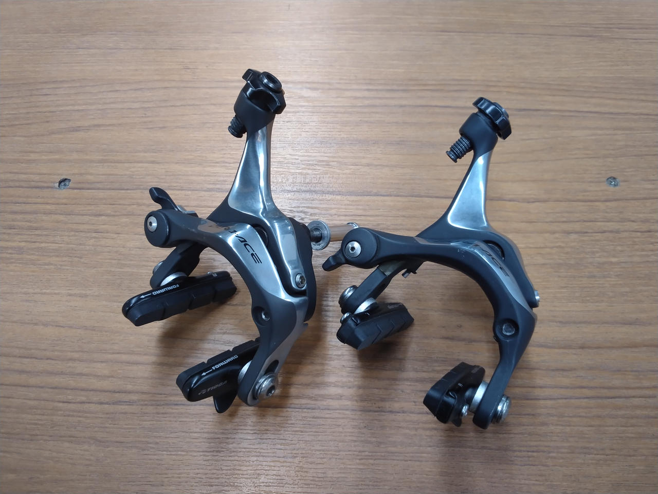 動作良好Shimano BR-7900ブレーキキャリパー　シマノ ブレーキ本体 その他 シマノ ブレーキキャリパーセット DURA-ACE