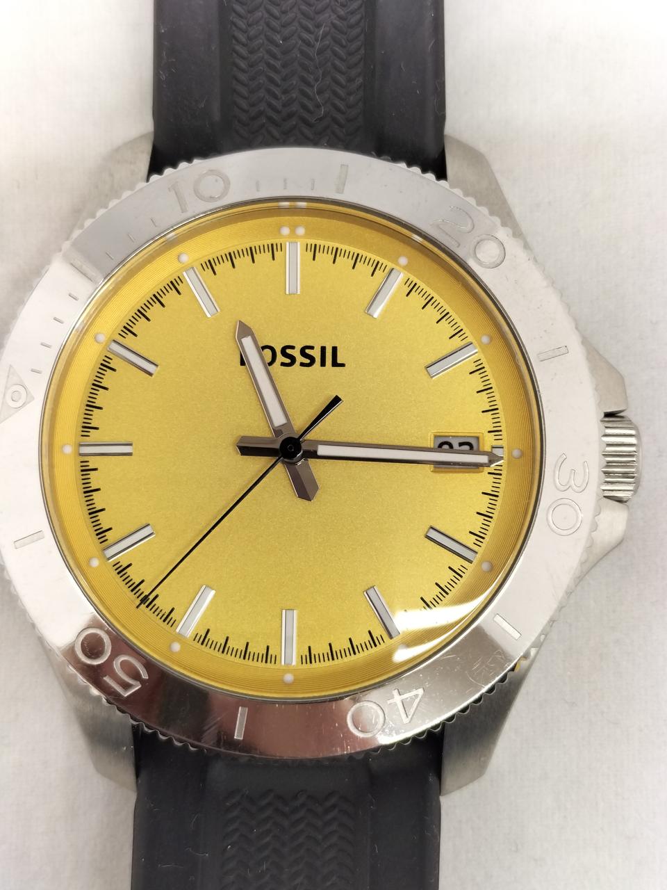 縁細かいキズあり